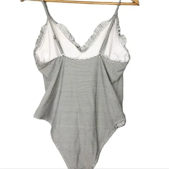 CUPSHE Black White Striped Ruffle Trim One-piece Swimsuit XL - Picture 4 of 5